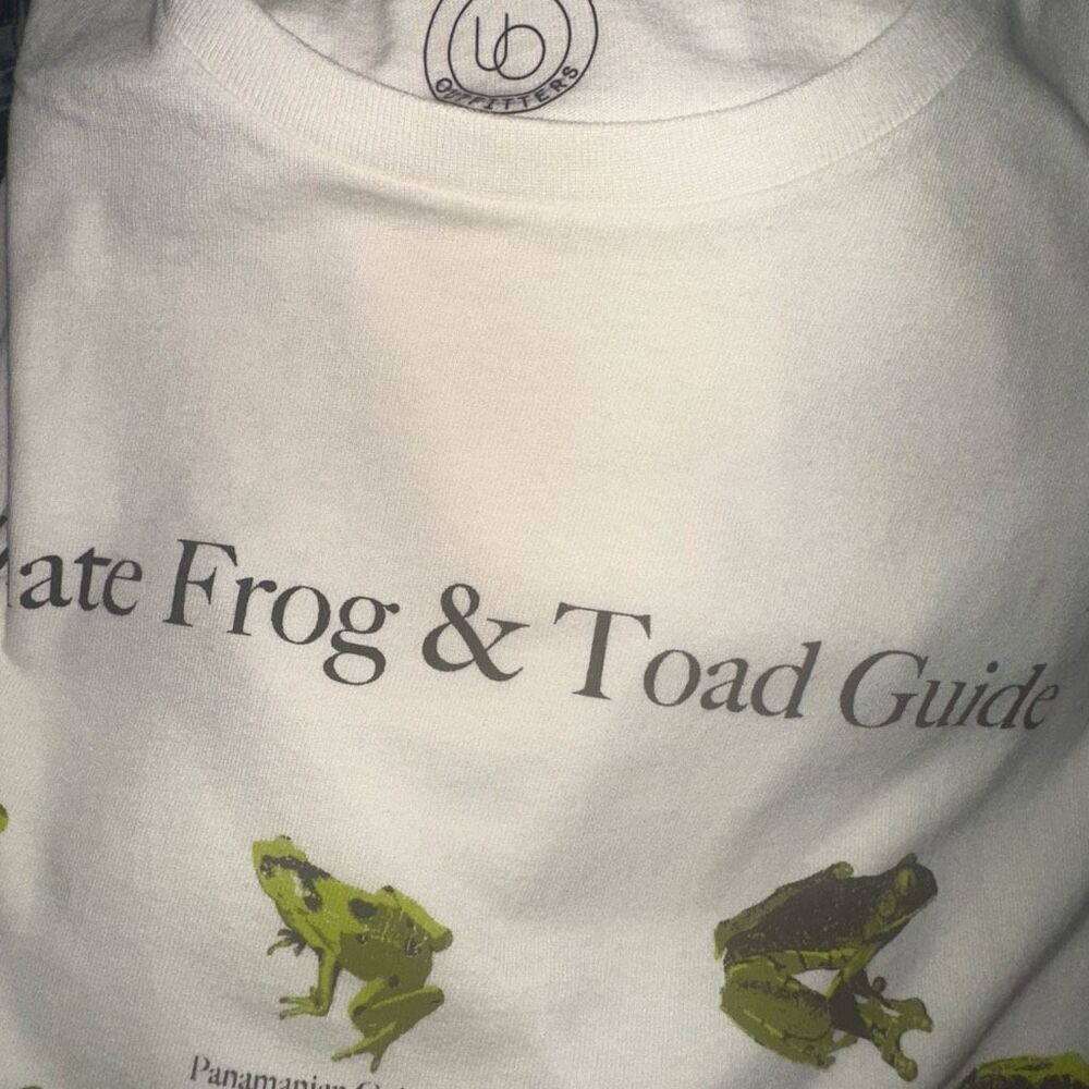 Urban Outfitters UO Ultimate Frog & Toad Guide Tee Ivory XL/XXL NEW - Picture 5 of 5